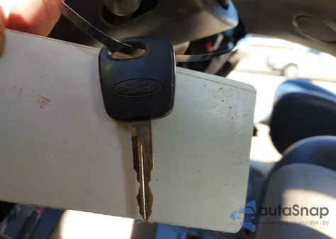 2005 Ford Excursion Eddie Bauer from USA, damaged, VIN 1FMSU45P65EC14636